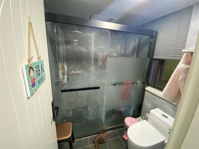 紫东南苑 3室1厅1卫 129m&sup2;