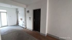 东晖花园 2室厅卫 90m&sup2;