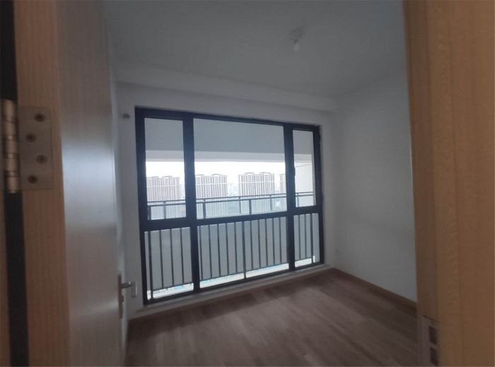 云樾东方 3室2厅1卫 95m&sup2;