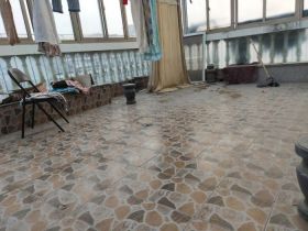 新星苑 3室2厅1卫 136m&sup2;