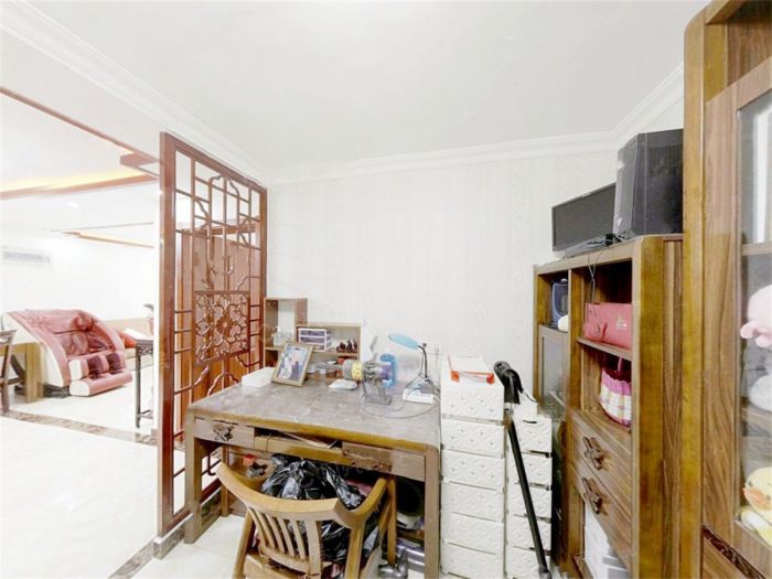 天都花苑 3室2厅1卫 105m&sup2;