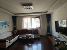 北濠顺遂楼 3室2厅2卫 150m&sup2;