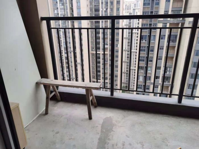 南山国际社区 3室2厅1卫 98m&sup2;