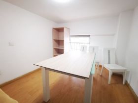 金海岸国际广场 4室1厅2卫 106m²