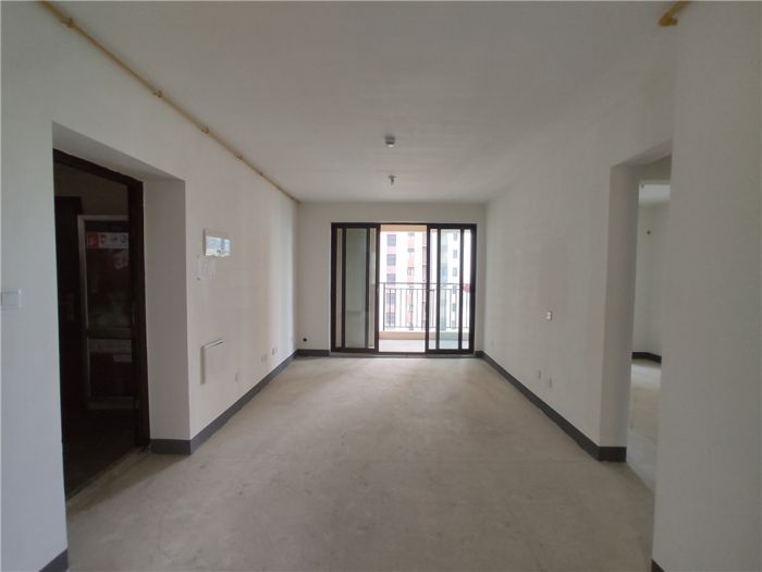 绿地新里城 3室2厅2卫 106m&sup2;