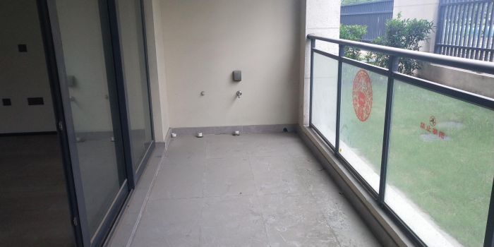 万科翡翠公园 3室2厅2卫 125m&sup2;