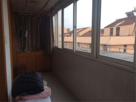 光明南村 5室2厅1卫 191m&sup2;