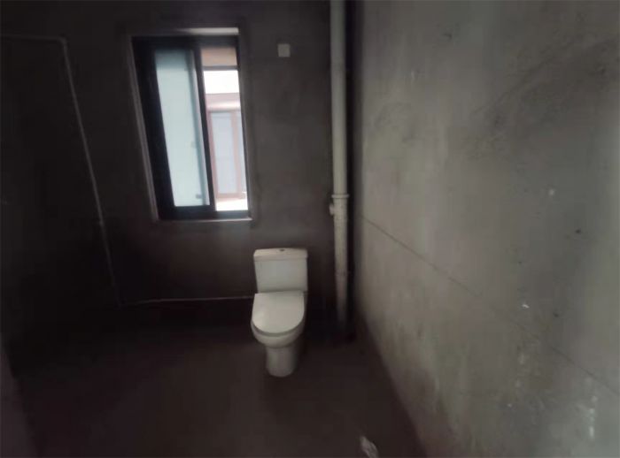 正泰江岸水苑 3室2厅2卫 121m&sup2;