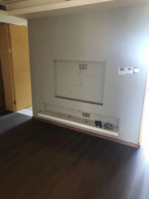 天安花园 4室2厅1卫 235.86m&sup2;