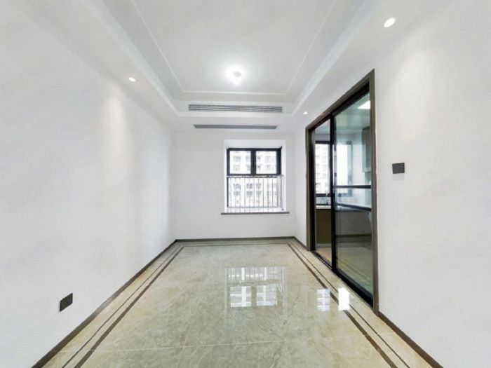 都会沁园 4室2厅2卫 150.00m&sup2;
