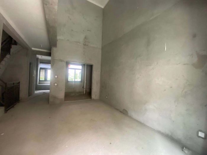万科有湖（翡翠心湖） 4室2厅2卫 150.00m&sup2;