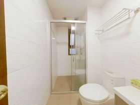 碧桂园时代悦城 5室2厅3卫 270m&sup2;