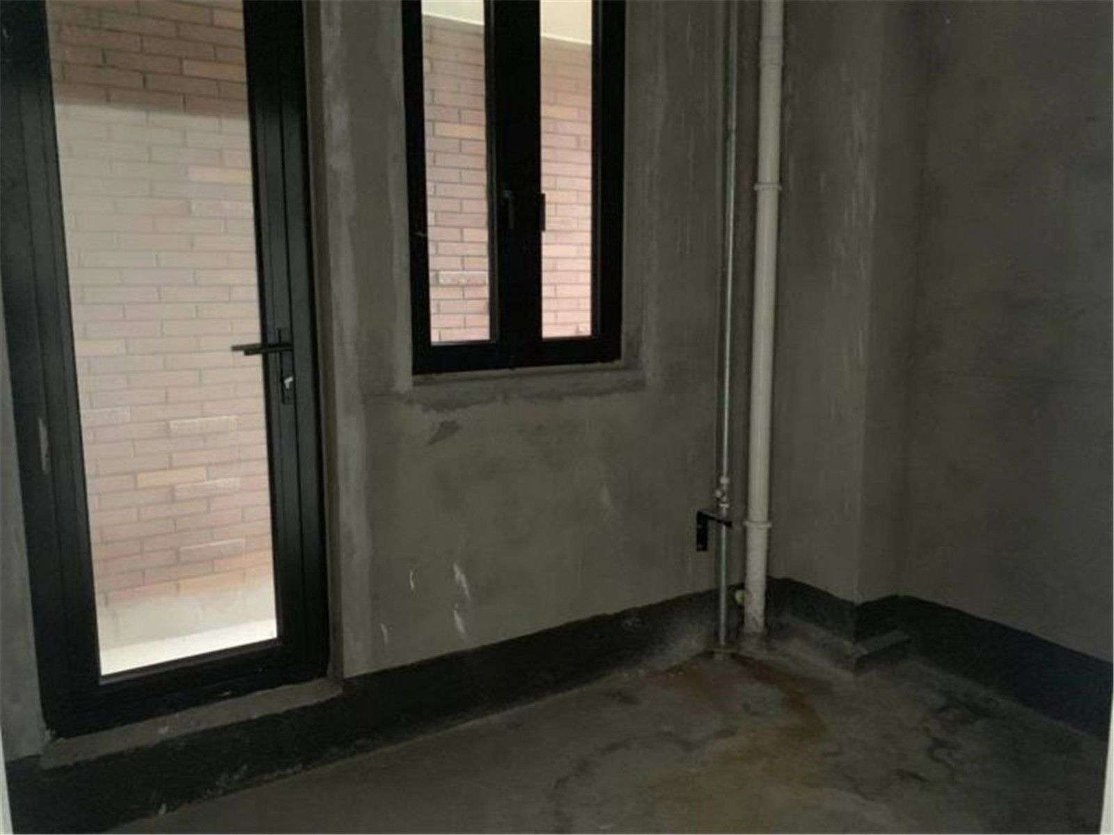 山水壹号 2室2厅1卫 92m&sup2;