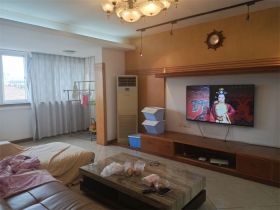 北濠山庄 4室2厅2卫 161m²
