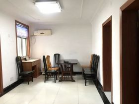城港新村 2室1厅1卫 76m&sup2;
