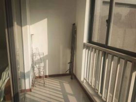 弘阳上城 3室2厅1卫 133.6m&sup2;