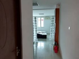 小石桥花苑 1室1厅1卫 110m&sup2;