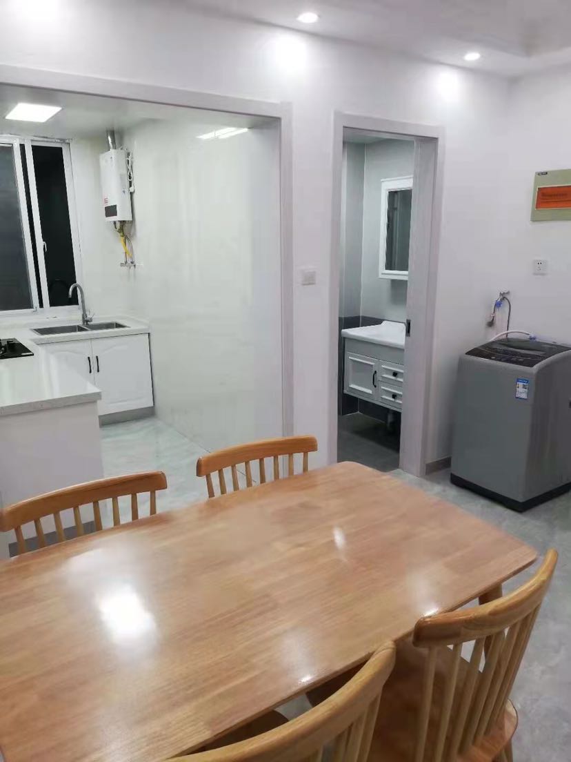 城港新村 1室1厅1卫 50m&sup2;