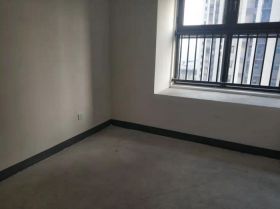 绿地新里城 3室2厅1卫 91m&sup2;