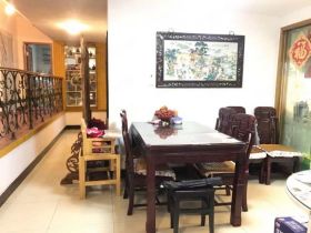 佳成花苑 4室2厅2卫 163m&sup2;