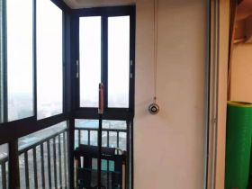 万科濠河传奇 3室2厅2卫 108m²