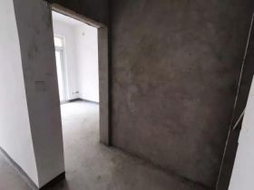 军山花园 4室2厅2卫 172m&sup2;