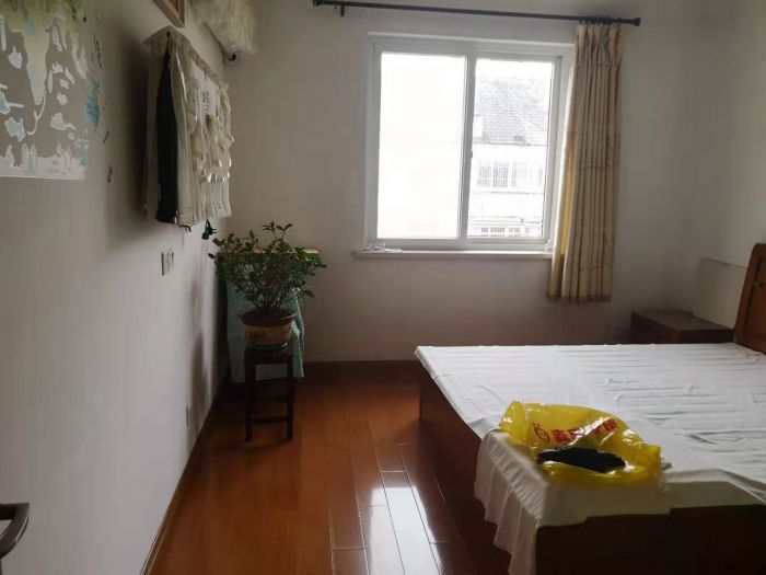 越江新村 4室2厅2卫 144.6m&sup2;