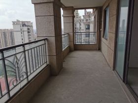 德诚翠湖湾 4室厅卫 186m&sup2;