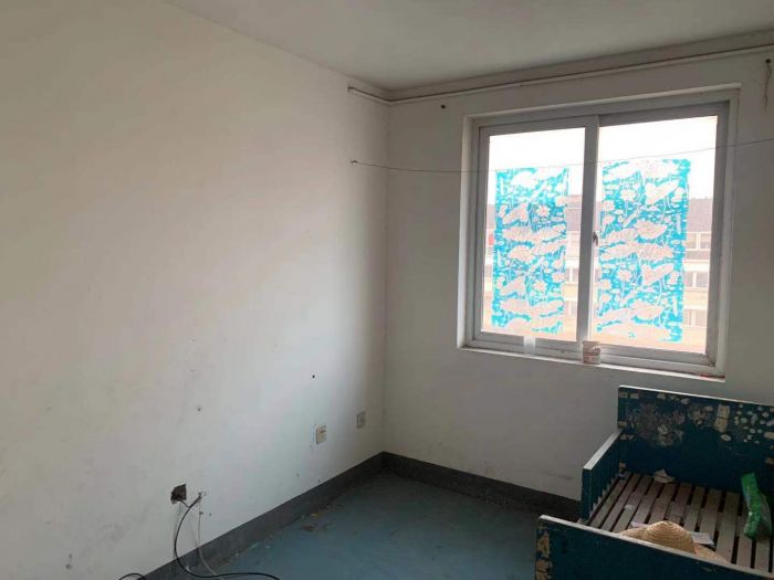 怡园北村 5室3厅2卫 155m&sup2;