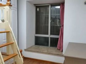 紫阳新城 3室2厅1卫 140m&sup2;