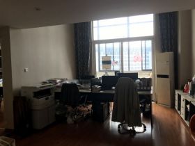 金海岸国际广场 3室1厅1卫 110m&sup2;