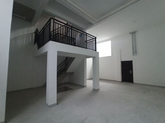 云樾河山 5室3厅3卫 180m&sup2;