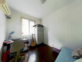 城南二村 4室2厅2卫 143m&sup2;