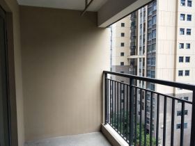 南山国际社区 3室2厅2卫 130m&sup2;
