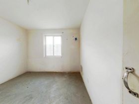 新华佳园 3室2厅1卫 124.00m&sup2;