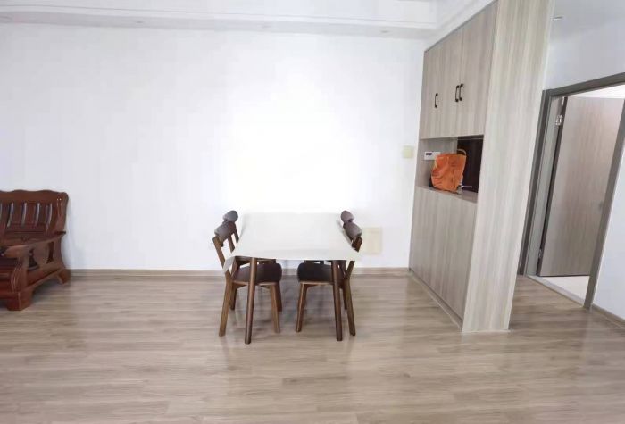 凤凰文化广场 2室1厅1卫 118.8m&sup2;