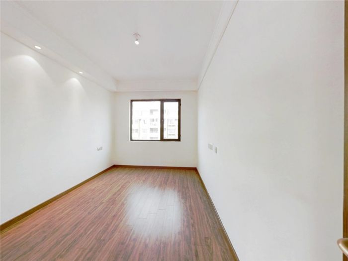 佳期漫 4室2厅2卫 147m&sup2;