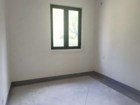 中海铂樾府 5室2厅1卫 210.00m&sup2;