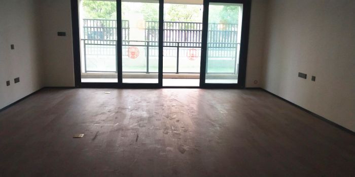 万科翡翠公园 3室2厅2卫 125m&sup2;