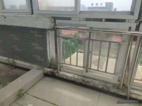 天山花苑 4室2厅1卫 105m&sup2;