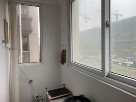 江海东苑 3室2厅1卫 125m&sup2;