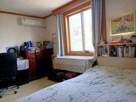 新海通花园 4室2厅2卫 165.00m&sup2;