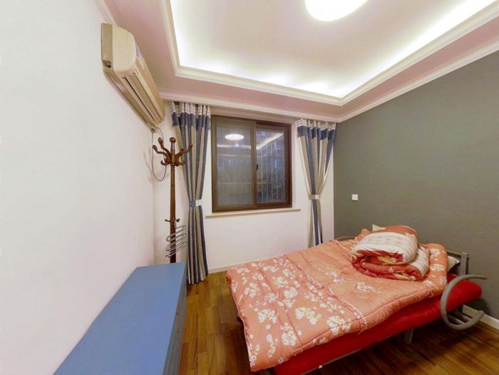 金鑫苑 4室2厅2卫 195m&sup2;