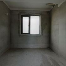 绿地新里城 3室2厅3卫 140m&sup2;