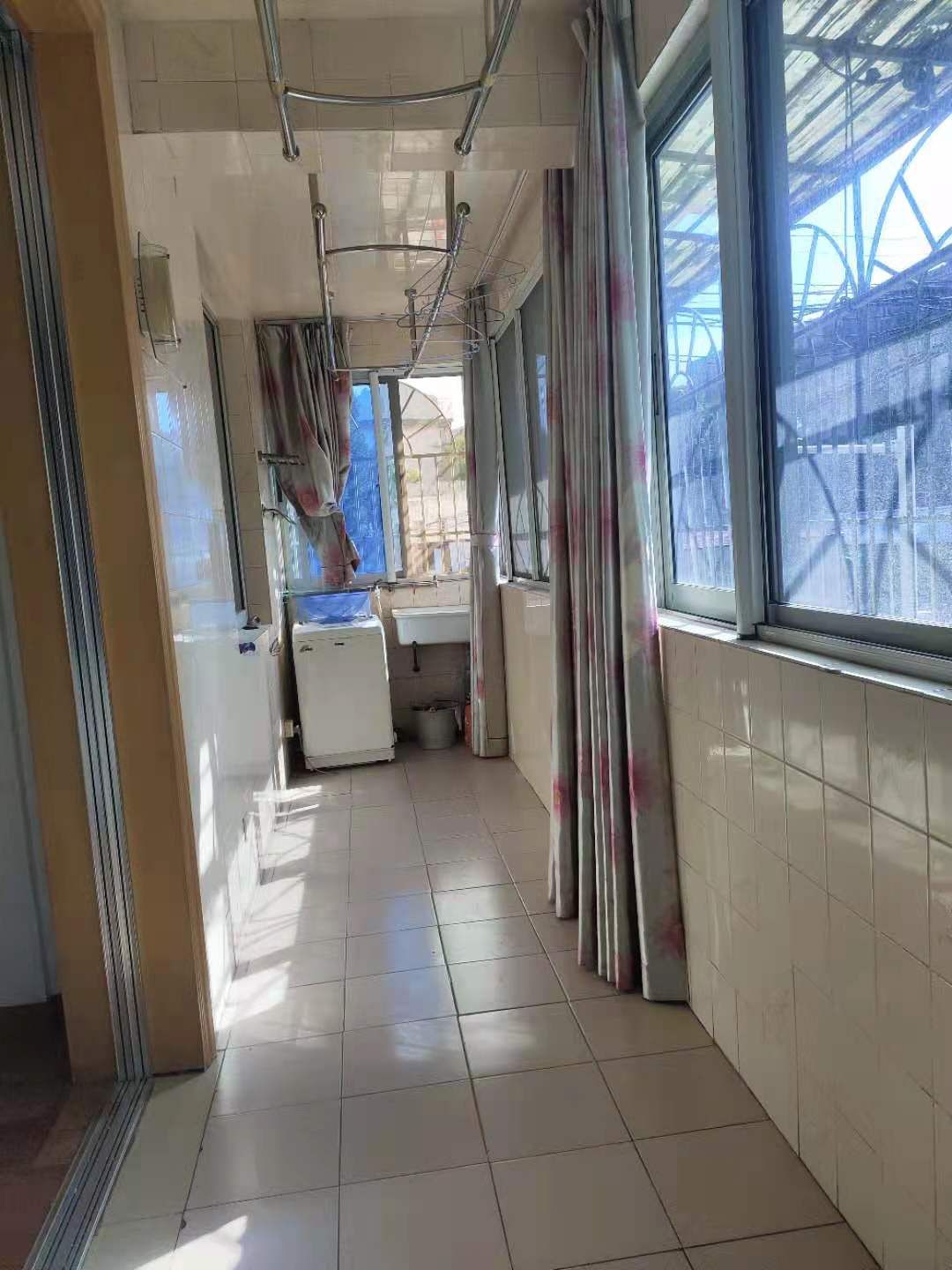 光明花苑(崇川区) 4室2厅1卫 110.71m&sup2;