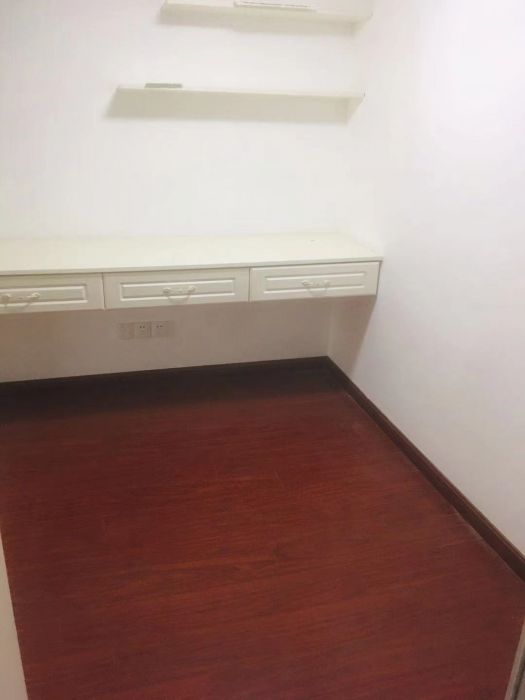 宏景大厦 3室1厅2卫 56.00m&sup2;