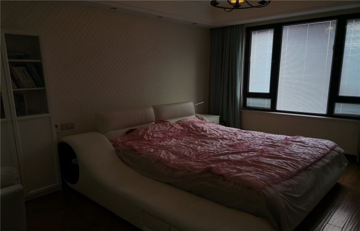 德诚翠湖湾 3室2厅2卫 134m&sup2;
