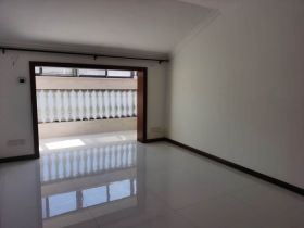 世纪新城 3室2厅1卫 142m&sup2;