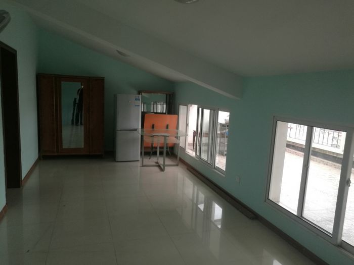 晨苑 3室1厅1卫 100m&sup2;