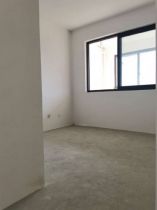 万濠山庄 3室2厅2卫 141m&sup2;
